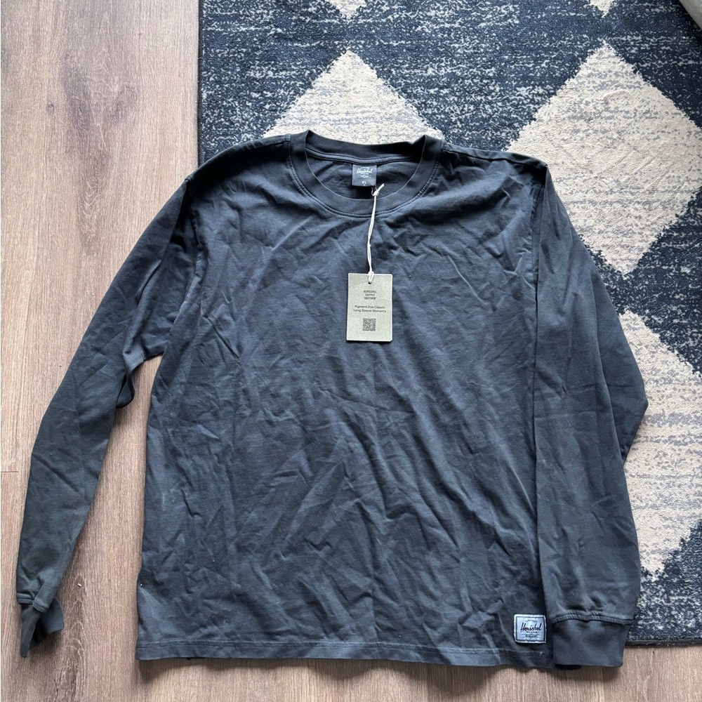 Herschel supply women’s long sleeve